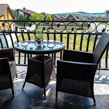 بيت ضيافة Goralska Lomnica 3*
